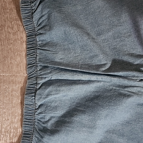 Just My Size light denim Capri. - Picture 4 of 10